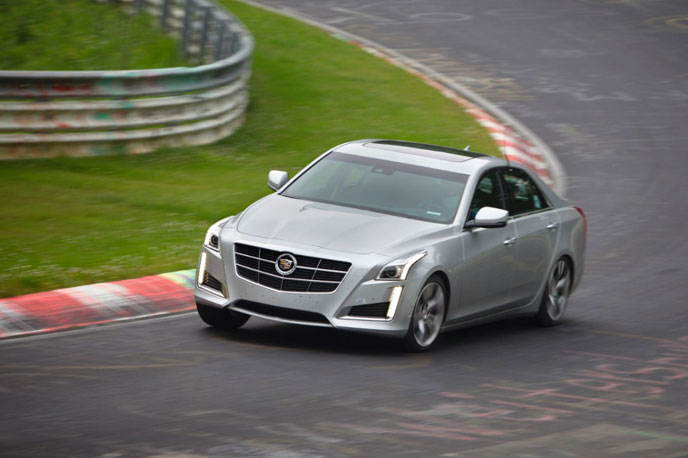 Компания Cadillac проверила возможности CTS Vsport на самом сложном испытательном треке в Нюрбургринге (Германия). 